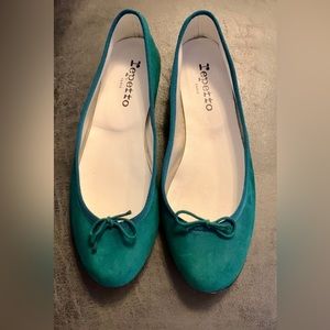 Beautiful Repetto Women’s Cendrillon ballerina flats EUR 39  (US 8 1/2) EUC!